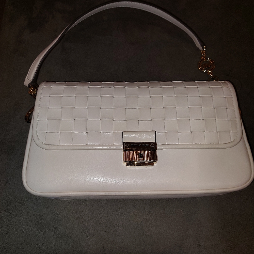 BEAUTIFUL MICHAEL KORS CROSSBODY